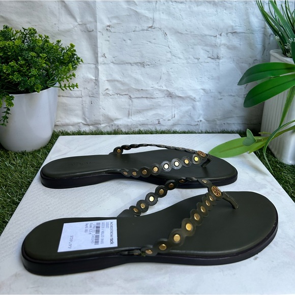 TORY BURCH BENTON SCALLOPED
SANDALS THONGS IN LECCIO GREEN BRASS women size 9.5 - Picture 9 of 17